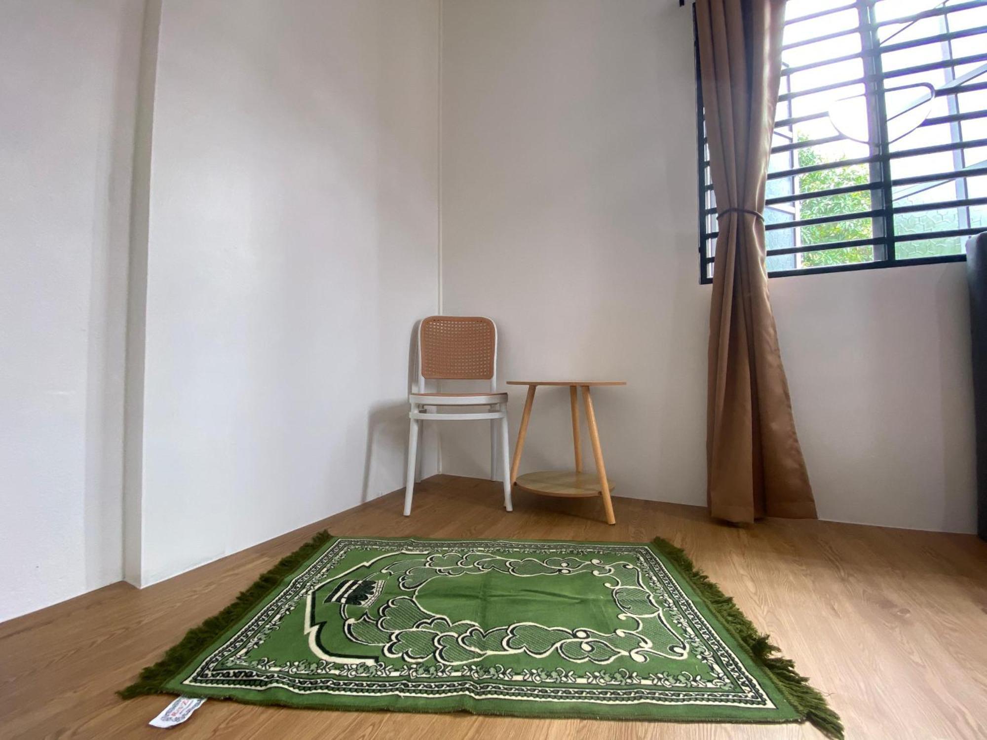 Roomstay Cikgu Mie Bayan Lepas Exterior photo
